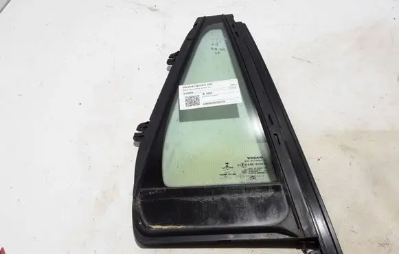 Rear vent window glass