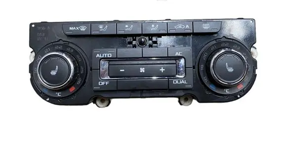 Skoda Octavia Mk2 (1Z) Climate control unit 3T0907044AS