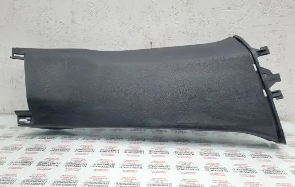(B) pillar trim (bottom)