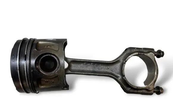 Opel Astra J Piston with connecting rod A20DTH