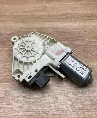 Audi A6 S6 C6 4F Front door window regulator motor 4F0959802B