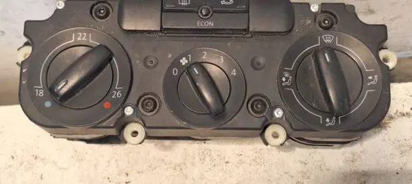 Volkswagen Touran I Climate control unit 74730900 537011CF