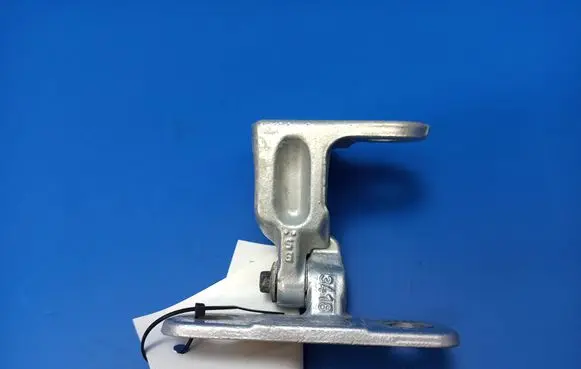 Land Rover Discovery 5 Front door lower hinge CPLA228A66AD