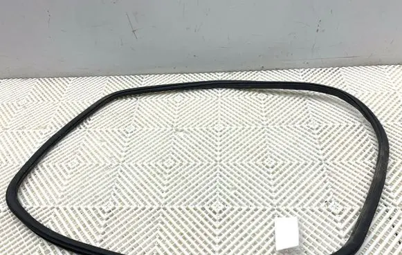 Audi Q4 Sportback e-tron Rubber seal front door (on door) 89A833721