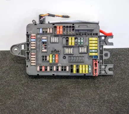 BMW 4 F32 F33 Fuse box set 9337880 9337884