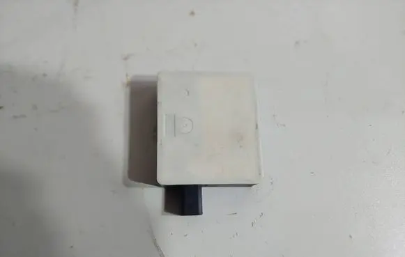 Mercedes-Benz E W214 Distronic sensor radar A0009005353
