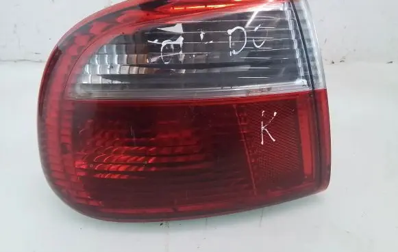 Seat Toledo II (1M) Rear/tail lights 1M5945257