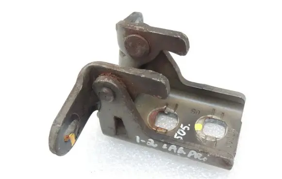 Chrysler Grand Voyager V Front door lower hinge 68030376AA 068030376AA