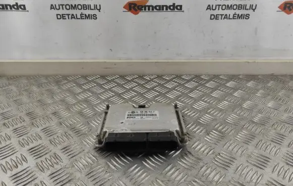Volkswagen PASSAT B7 Engine control unit/module 038906019AT 1039S00725 0281010974