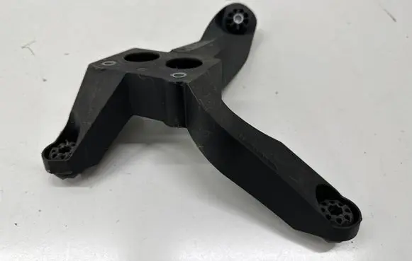 BMW 2 F46 ABS pump bracket 6851604