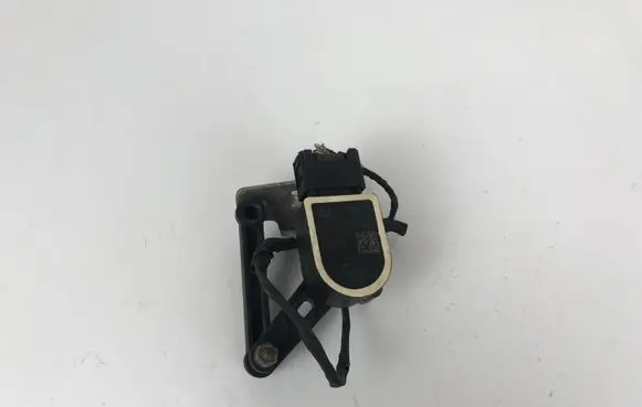 Rear air suspension level height sensor