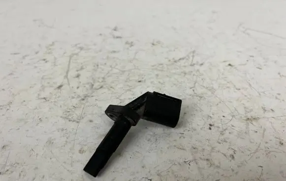 Audi A4 S4 B8 8K ABS brake wheel speed sensor 4E0927803F