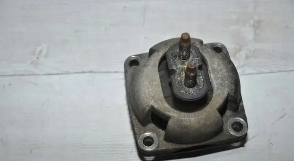 Mercedes-Benz R W251 Gearbox mounting bracket 251401718