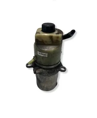 Ford Focus Power steering pump 4M513K514AD