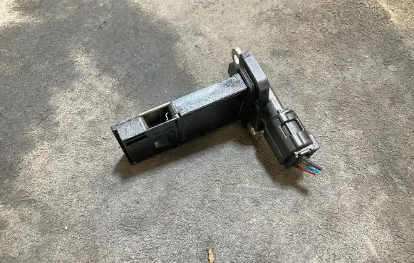 Isuzu D-Max Mass air flow meter 8976019670