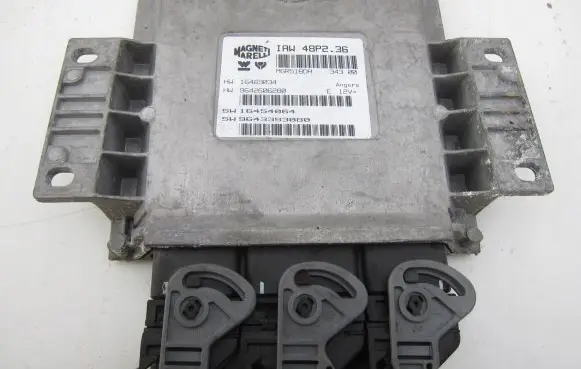 Peugeot 206 Engine control unit/module 9642606280