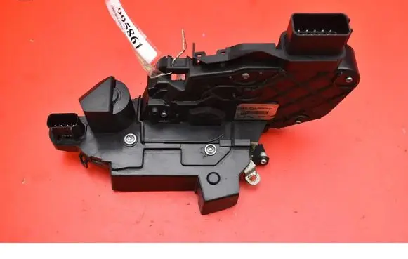 Ford Kuga I Front door lock 8V4A-S21812-FA