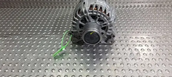 Skoda Octavia Mk3 (5E) Generator/alternator 04L903021C