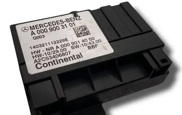 Mercedes-Benz A W176 Central body control module A3211 A0009003101