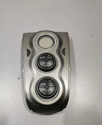 Toyota Yaris Climate control unit
