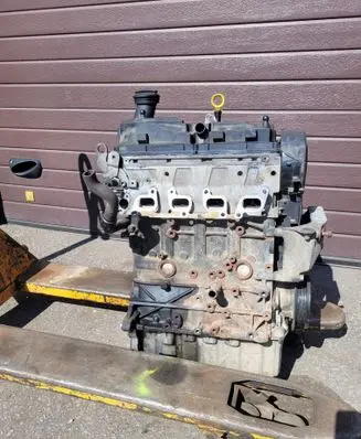Volkswagen Transporter - Caravelle T5 Engine CAAB