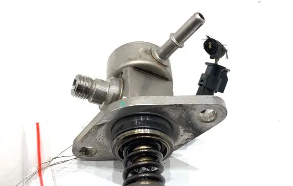 Peugeot 2008 I Fuel injection high pressure pump 9807550080