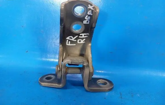 Toyota Prius xw60 Front door hinge set 6871012151