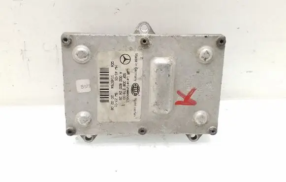 Mercedes-Benz E W211 Headlight ballast module Xenon A0028202426 5DF00827900