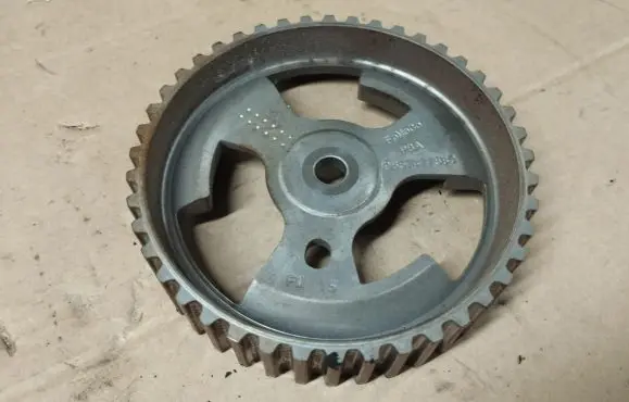 Peugeot 308 Camshaft pulley/ VANOS 9657477580