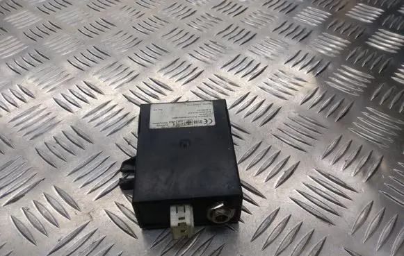 BMW 7 E38 Auxiliary heating control unit/module 8370970