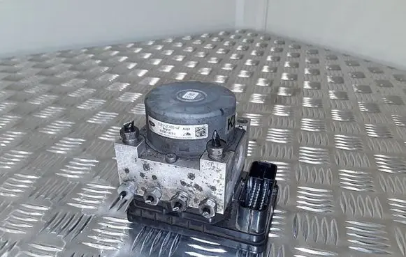 Ford Fiesta ABS Pump D1B12C013BD 10091501093