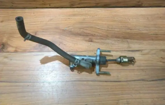 Toyota Corolla E120 E130 Clutch master cylinder