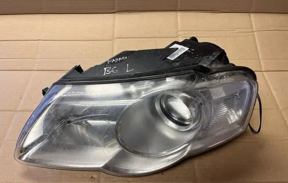 Volkswagen PASSAT B6 Headlight/headlamp 1EL24701401 1EL247014