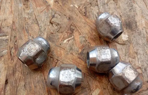 Renault Koleos I Nuts/bolts