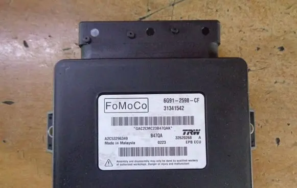 Volvo V60 Hand brake control module 31341542