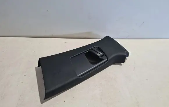 Porsche Macan (95B) (B) pillar trim (top) 95B867293