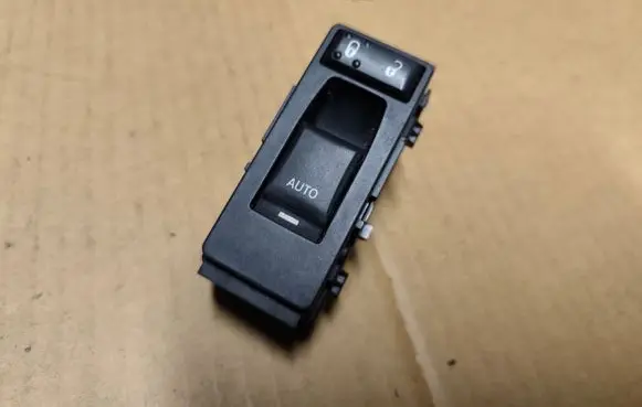 Chrysler 300 - 300C Electric window control switch 04602786AA