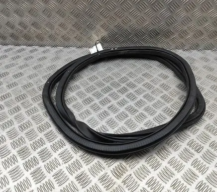 Peugeot 308 Rubber seal rear door 9837849880