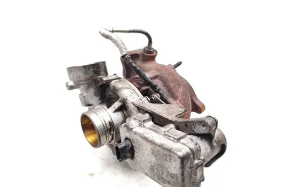 Mercedes-Benz GLA W156 Turbo A6510900586