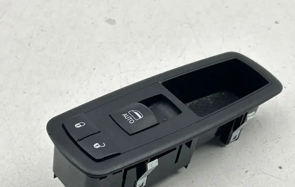 Chrysler Pacifica Electric window control switch 68268251AC 10123707