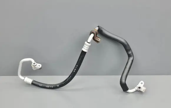Honda Accord Air conditioning (A/C) pipe/hose