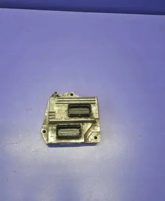 Opel Astra J Engine control unit/module ECU 55562549 55562549FHAW