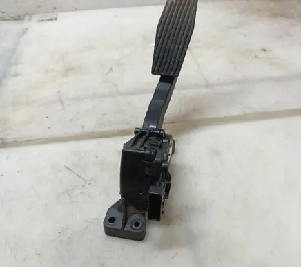 Opel Vectra C Accelerator throttle pedal 6PV00832200 9186724