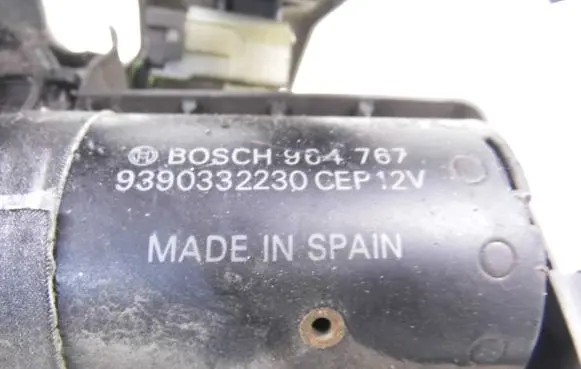 Nissan Serena Front wiper linkage and motor 9390332230