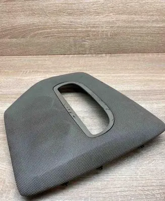 Volvo V70 Dash center speaker trim cover 3409734 LHD