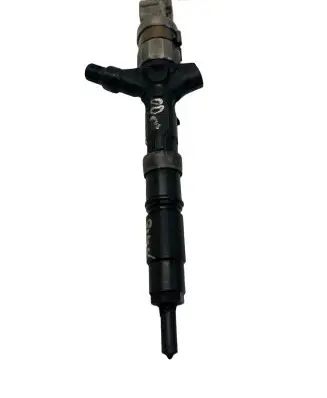 Toyota Avensis T220 Fuel injector