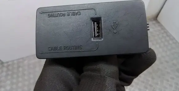 Volvo S90, V90 USB socket connector 31497152