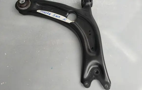 Volkswagen Tiguan Allspace Front control arm 3Q0407152G