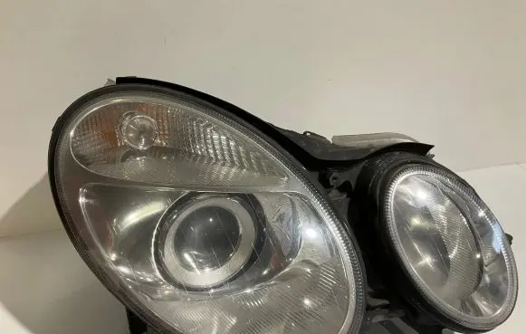 Mercedes-Benz E W211 Headlight/headlamp