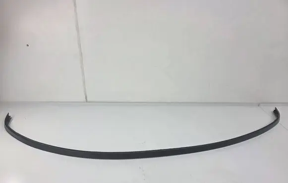 Front bumper lip